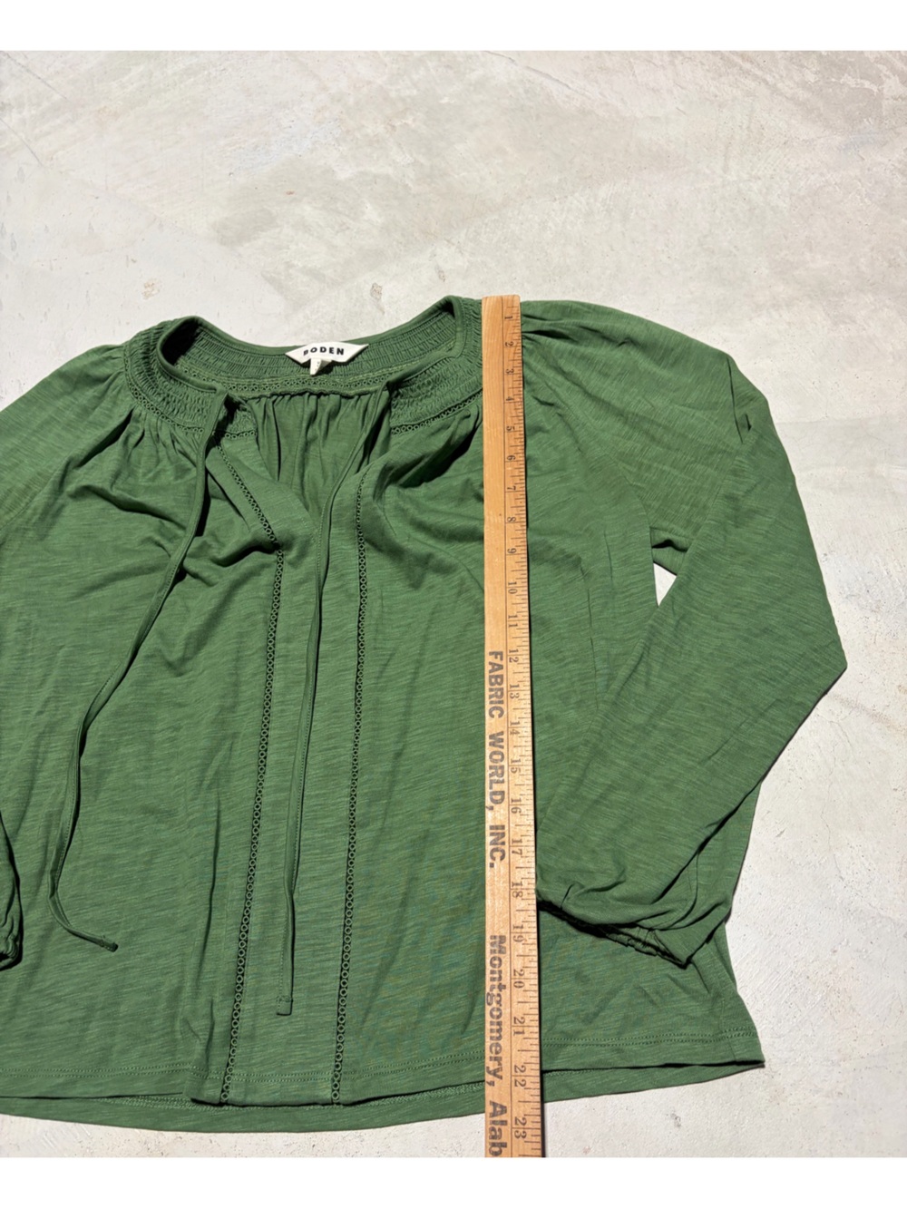 Boden Georgia smocked jersey top Women’s Green Peasant Blouse 4 - Picture 6 of 9